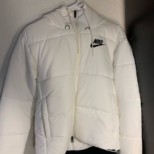 Nike puffy winter jacket